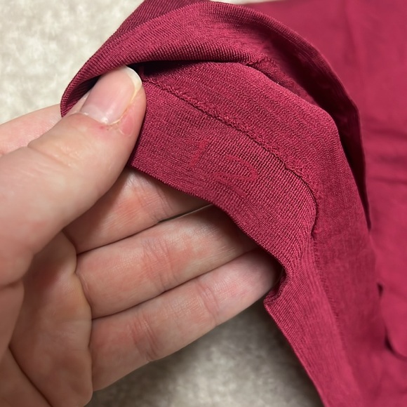 Lululemon Swiftly Tech, slight crop - Picture 3 of 4